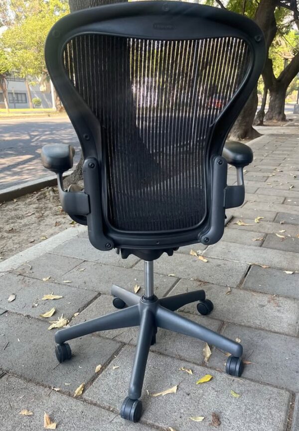 Silla Aeron Clásica Herman Miller - Imagen 3